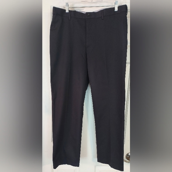 SAVANE Men's Black Flat Front Chino Pants Size 34/29.